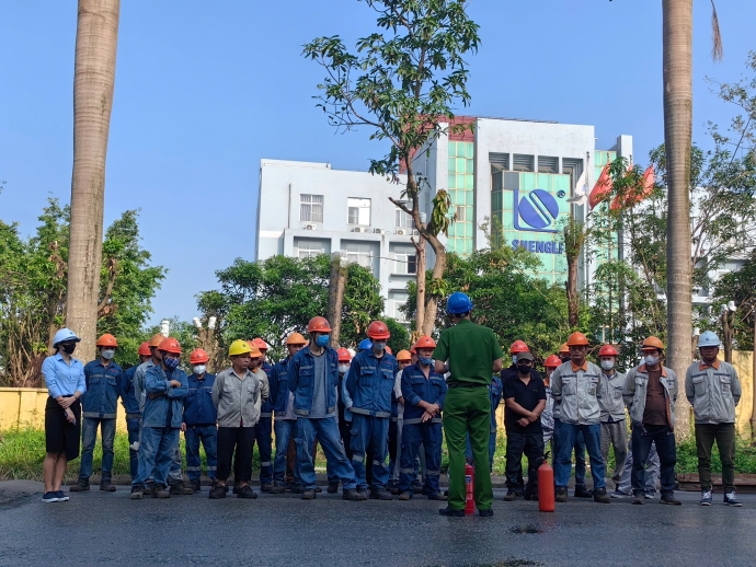 CHÚ TRỌNG CÔNG TÁC HUẤN LUYỆN PCCC TẠI DOANH NGHIỆP